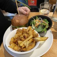 Burger 🍔🌱  at Beet in Luxembourg City