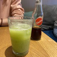 Verse appelsap  at Beet in Luxembourg City