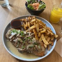 Schnitzel  at Beet in Luxembourg City