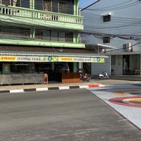 restaurant from chiang rai temple  at Guan Yim in Lampang