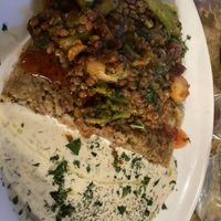 Pfannkuchen mit Linsen, Gemüse und veganer Soße   at Karuzo in Sarajevo