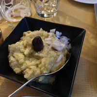 fava (v) - split pea (vegan version) at Kapilio in Crete