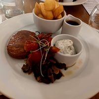 Vegan 'steak' and chips at Cafe Vin Cinq in Rugby
