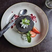 Vegan Oreo sandwich at Eetcafe Spinoza in Leeuwarden