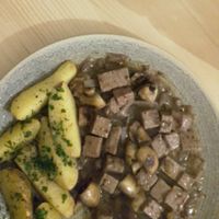 Tempeh-Stroganoff at Salute Vegetarische & Vegane Küche in Mainz