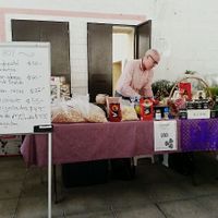 Organic macadamia nuts and cashews, beans etc. and delicious vegan food at Encuentro Comercial Sustentable Tameme in Puebla