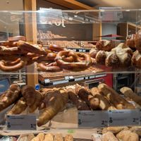 Vegane Auswahl at denn's Biomarkt in Jena