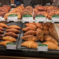 Vegane Auswahl at denn's Biomarkt in Jena