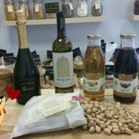 productos km.0 eco at Mi Cabra Vegana in Madrid