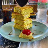 Vegan toast with hummus (made upon request)  at Feliz Cafe in Peschiera Del Garda