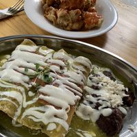 Alitas de Coliflor & Enchiladas Suizas  at Vegetal - temporarily closed in Mexico City