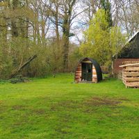 Several small houses for rent on the farm property at Erve Veldink in Haarlo