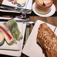 Tofu summer rolls and wild mushroom and grilled pepper fill roll at Twiggy in Bilbao
