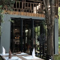 Restaurant   at Banlle in Siem Reap