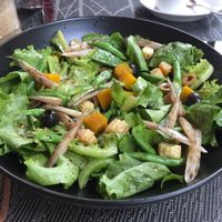 mixed vegetable salad（soooo fresh） at Banlle in Siem Reap