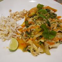 Pad thai at Banlle in Siem Reap