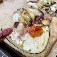 vegan pizza at Grano Frutta e Farina in Rome