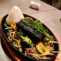 Seaweed filled with tofu, veggies and rice at Quy Nguyen - Vegan Living in Berlin