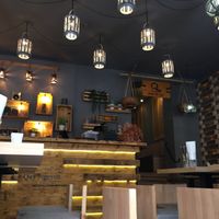  Look from outside at Quy Nguyen - Vegan Living in Berlin