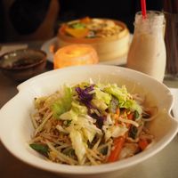Delicious noodles, veggies & tofu at Quy Nguyen - Vegan Living in Berlin