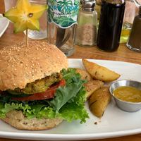 Quinoa burger at Organico Fortuna in La Fortuna