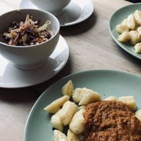 Gnocchi mit Schwammerlsosse und Salat 😍 at Cofeba in Graz