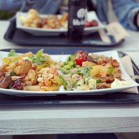 Gemütlich draußen die Auswahl genießen!  at Sattgrün in Essen