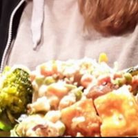 Challenge: how much can you put on one plate? at Sattgrün in Essen