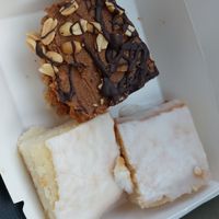 Lemon kuche and one with peanuts & chocolate at Sattgrün in Essen