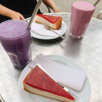 Cheesecake & milkshakes ♥️ at Cafe Kopi in Hannover