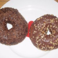 Vegan doughnuts at Ümis Cafe in Munich