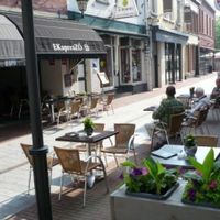 Exterior/terrace at EKspresZO in Weert