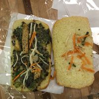 Le sandwich au tofu sans tofu en fait at CDG- EXKi - T2E in Roissy-en-france