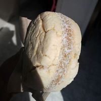 alfajor de maicena at La Besnéta in Barcelona