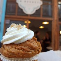 Carrot cupcake at La Besnéta in Barcelona