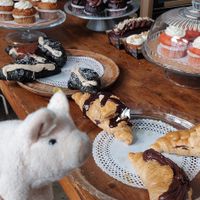 Chanchoviajero and the goods at La Besnéta in Barcelona