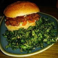 Jackfruit burger at Vegan Hippo in London