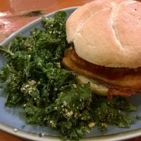 Veggie burger with kale chips at Vegan Hippo in London