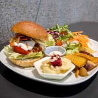 Pulled jackfruit burger set at MuYe - Mottainai in Kaohsiung