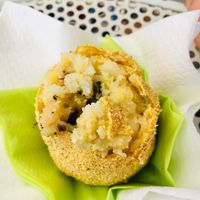 Inside Delicious Vegan “Veggie Grill” Arancini at Arancinaglutenfree in Siracusa