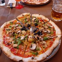 Delicious vegan Pizza at Pizzeria Fernando in Kolobrzeg