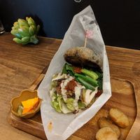 all burgers come as a set (roasted potatoes and Japanese pickled vegetables) at Veganic To Go in Tokyo