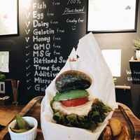 avocado and tofu burger at Veganic To Go in Tokyo
