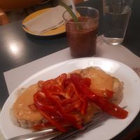 Toast and smoothie at La Bicicleta in Cordoba