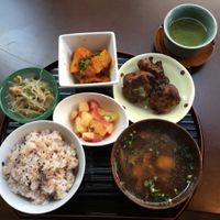 100 yen lunch set includes coffee or tea at Otera House in Kyoto