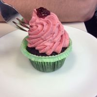 Chocolate-raspberry Cup cake at Zucker & Zimt in Erfurt