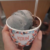Sesame (grey) and chocolate at Koun in Bratislava