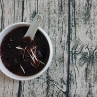 Black bean che for 10,000 VND at Bao An Vegan (formerly Vegan Banhmi) in Hanoi