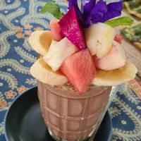 Chocolate-peanut smoothie at FatCat in Pai