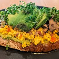 Avocado tofu scramble at daTerra - Baixa in Porto